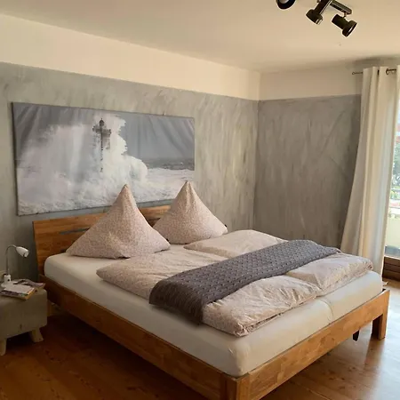 Helle Und Gemuetliche Apartament *